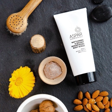 73372168_950022728697005_6940142058992342230_n ASPAR AURORA SPA WATTLESEED AND WALNUT BODY SCRUB